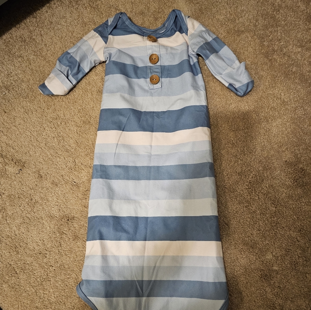 Caden Lane Baby Gown and Knotted Hat